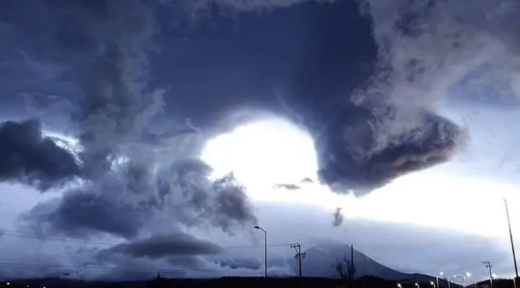 Extrañas nubes en Puebla desatan miedo a un posible desastre natural.jpg