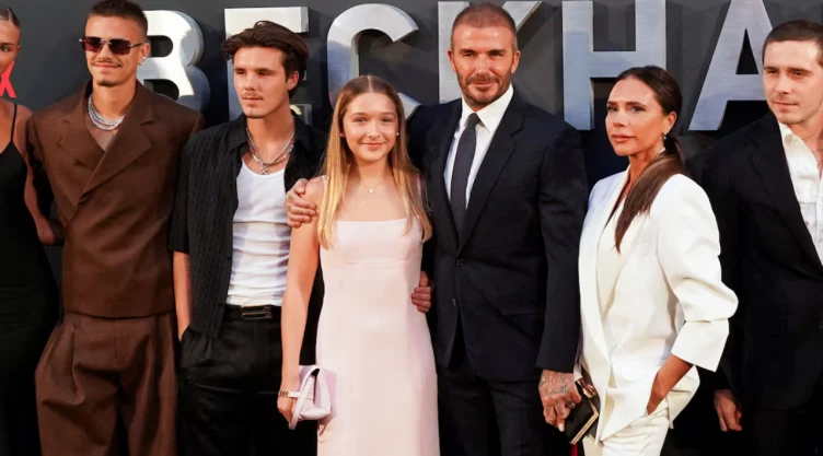 Familia Beckham.png
