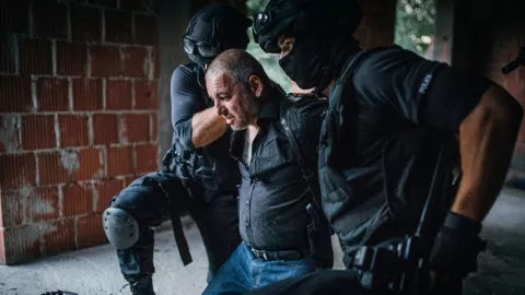 Detienen al ‘R8', sicario de hermano de El Chapo Guzmán