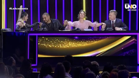 “Lovito” se hace presente: Gavito le manda a Lola Cortés una cadena de besos en La Academia