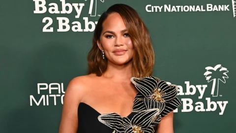 Chrissy Teigen descubrió que tiene raíces gitanas