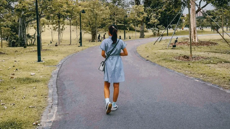 Caminar 30 minutos al día forma parte de la dieta de Mayo Clinic