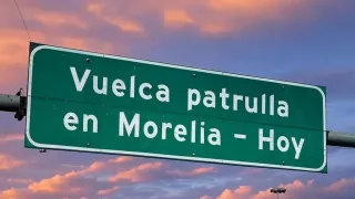 ¡ALERTA! Hay heridos de GRAVEDAD tras volcadura de vehículo en este municipio Michoacán hoy jueves 13 de noviembre.jpg