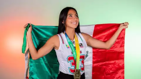 Mexicana sorprende con su aparición en comercial del Super Bowl