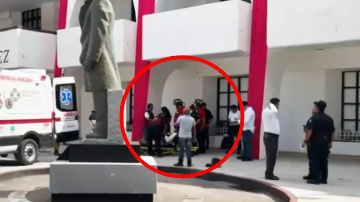 Hombre sufre ataque epilepsia ayuntamiento de Benito Juárez