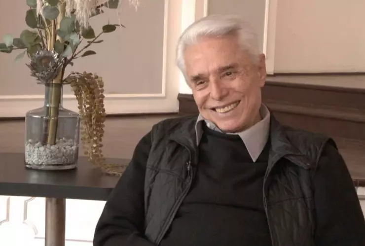 Enrique Guzmán empatiza con Yahir y la recaída de Tristán en las drogas.