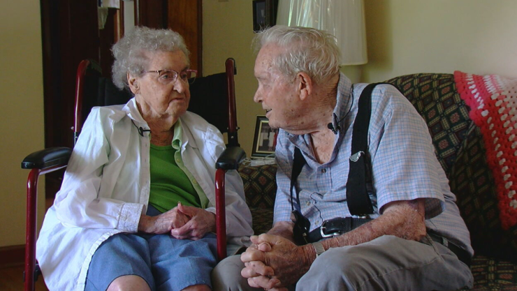 Abuelitos con 79 años de casados murieron con horas de diferencia