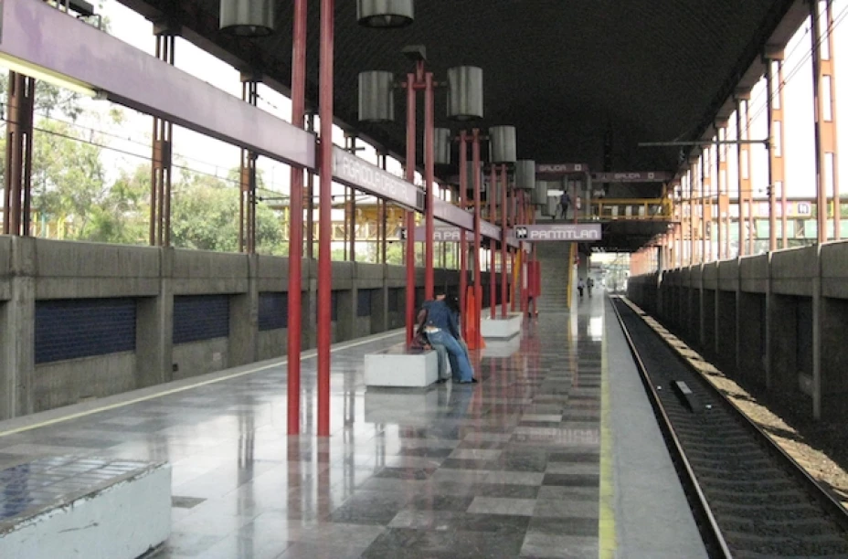 La línea reanudó operaciones en las 5 estaciones que cerraron durante 2 días