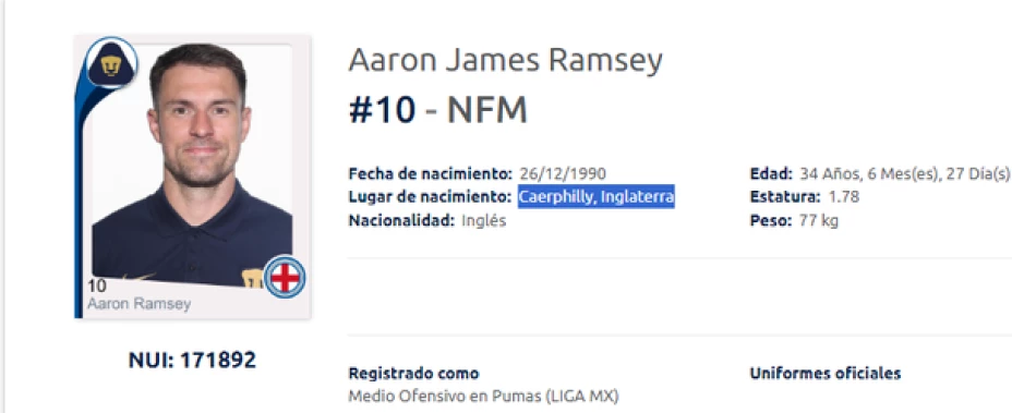 Aaron Ramsey aparece como inglés en el sitio oficial, cuando en realidad nació en Gales