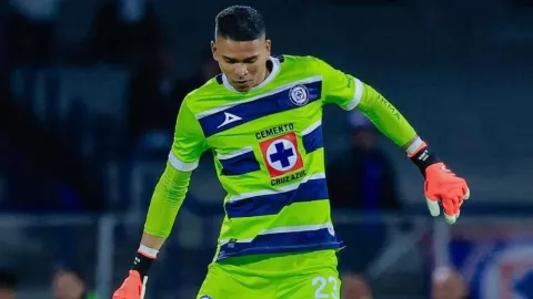 Kevin Mier fue lesionado por Carrasquilla
