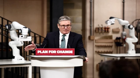 Imagen que muestra la inversión de Reino Unido en infraestructura para la IA y cuestiona la falta de una estrategia similar en México.