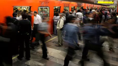 Detienen a hombre por abuso sexual contra usuaria del Metro CDMX