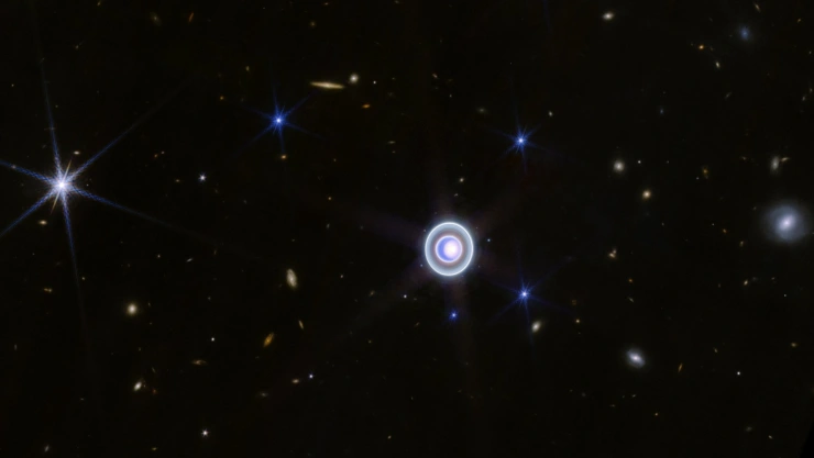 Un día en Urano es más lento de lo pensado, confirma hallazgo del telescopio espacial Hubble