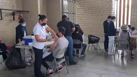 Playa del Carmen Amplían rango de edad para vacunación contra Covid-19