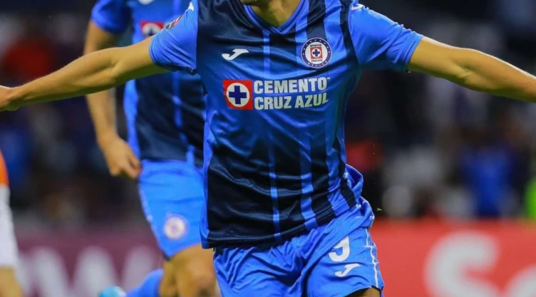 Ex Cruz Azul firma por equipo de Argentina