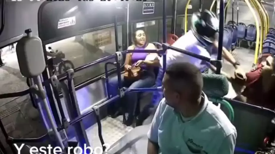 Esconden pertenencias en asalto.