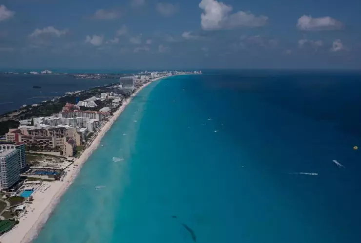 Quintana Roo recibe a visitantes con playas certificadas, limpias y servicios de calidad