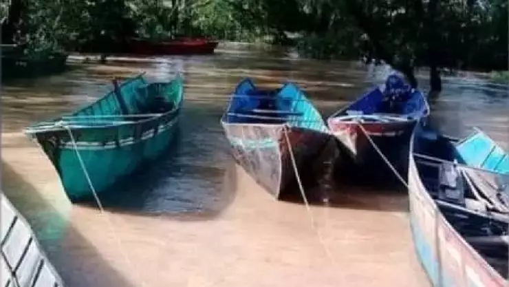 bebé desaparece en río