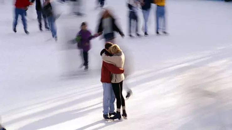 pista de hielo en cuernavaca - san valentín