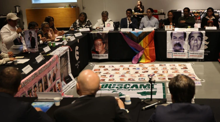 Reunión de Volker Türk, Alto Comisionado de la ONU con algunos colectivos de búsqueda en la Ciudad de México