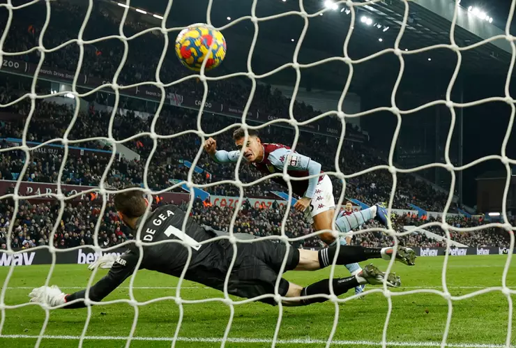 Gol de Coutinho con Aston Villa