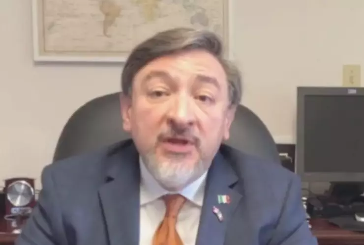 Cesan a Cónsul mexicano en Canadá por video sexual