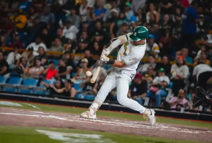 Bravos de León (3).png