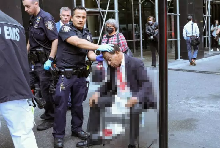 Mujer ataca con machete a anciano (1).jpg