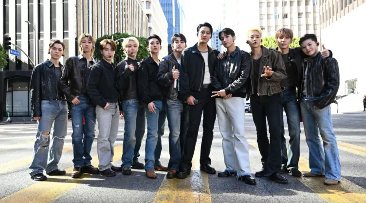 Fan de SEVENTEEN sorprende con el regalo más EXTRAVAGANTE en la historia del k-pop