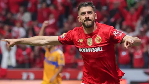 mejor-cardozo-numeros-leyenda-paulinho-toluca.jpg