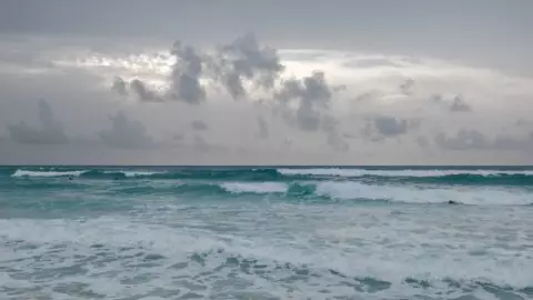 ¡PREPÁRATE! El frente frío 4 seguirá AFECTANDO a Quintana Roo; aquí el clima en Cancún hoy 17 de octubre