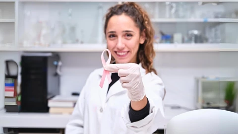 Cofepris autoriza biotecnología para tratar el cáncer de mama más agresivo y de rápido desarrollo