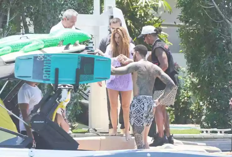 Shakira y Lewis Hamilton en Miami.