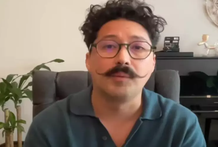 Mau nieto demanda joven abuso sexual