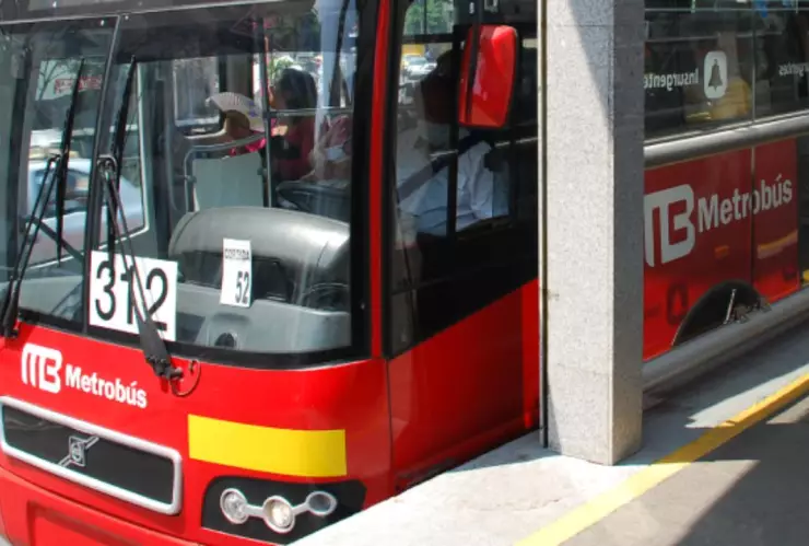 Bloqueo en Reforma: ¿Cuáles son las estaciones afectadas del Metrobús?