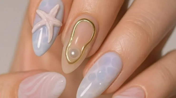 diseños de uñas con estrella de mar aesthetic