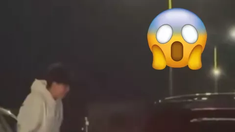 Joven realiza peligroso cambio entre vehículos en movimiento sobre puente de segundo anillo