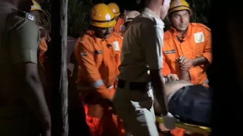 Incendio India muertos