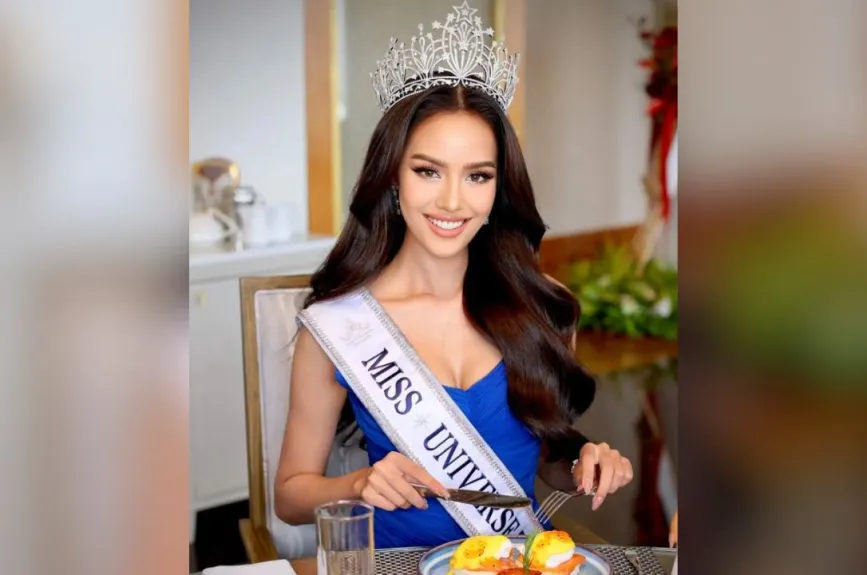 Suchata Chuangsri, Miss Tailandia, se siente muy orgullosa de sí misma y se mostró muy contenta de representar a su país.