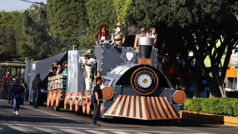 desfile 20 de noviembre.jpg