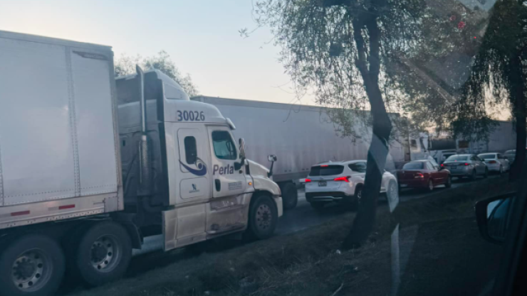 Tráfico Querétaro jueves 6 de febrero 2025 México-Querétaro carretera 57