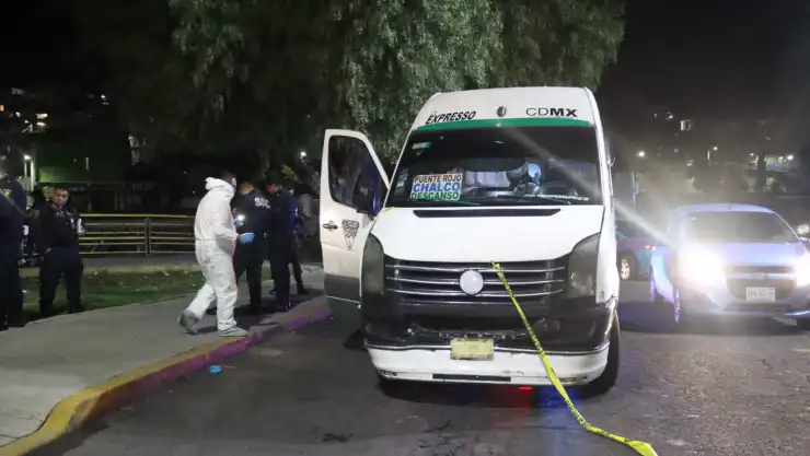 militar_enfrenta_asaltates_transporte_público.jpeg