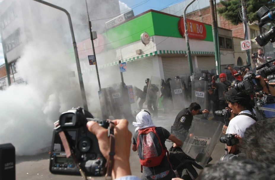 El manifestante fue recluido por no cubrir una fianza de 22,000 pesos