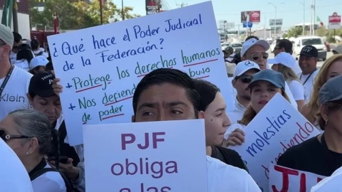 VIDEO: Marchas contra Reforma al Poder Judicial: Trabajadores se manifiestan en Ciudad Juárez y Puebla