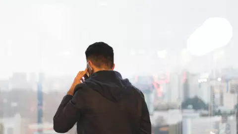 ¡Alerta de estafa! Esto pasa cuando te llaman y cuelgan al contestar