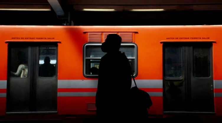 Así puedes conectarte al internet gratuito del Metro CDMX desde tu celular