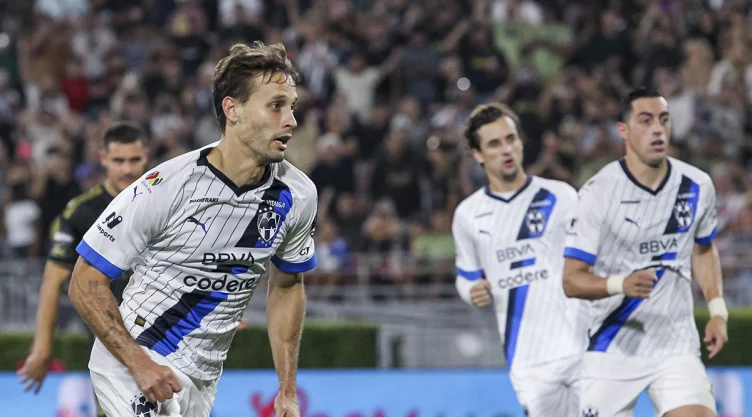 Sergio canales con el Monterrey