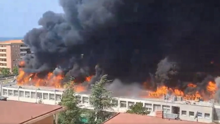 incendio-universidad-de-tuscia-evacúan-el-campus-hay-varios-intoxicados-humo-video
