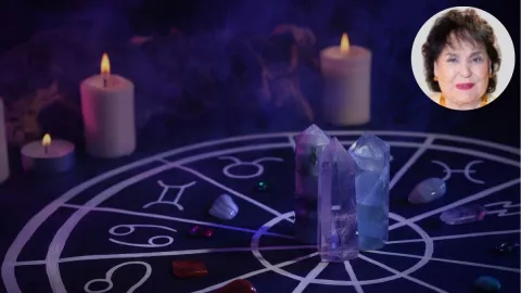 La cruda predicción de famosa astróloga sobre Carmen Salinas y el pódcast del momento.jpg