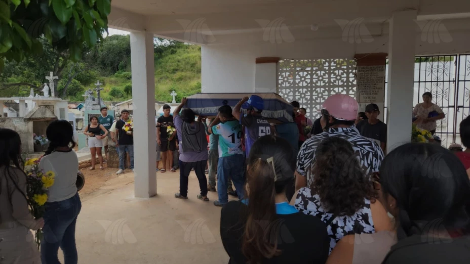 Dan ÚLTIMO ADIÓS a Joel Lizandro, joven de Tekax DESAPARECIDO y hallado SIN VIDA en Tulum